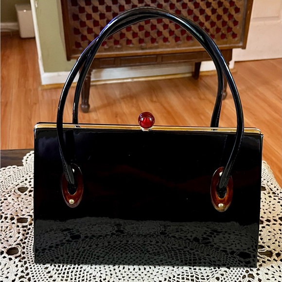 Vintage Black Patent  Leather Lucite Accents Purse Hand Bag Kiss Lock - Picture 1 of 6